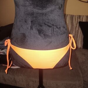 Womans swim bottoms